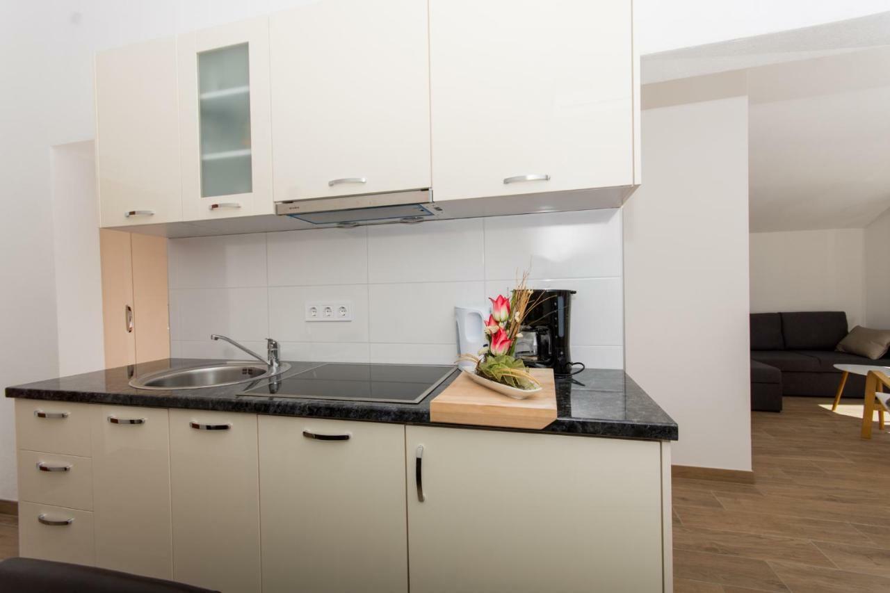 Bozana Apartment *